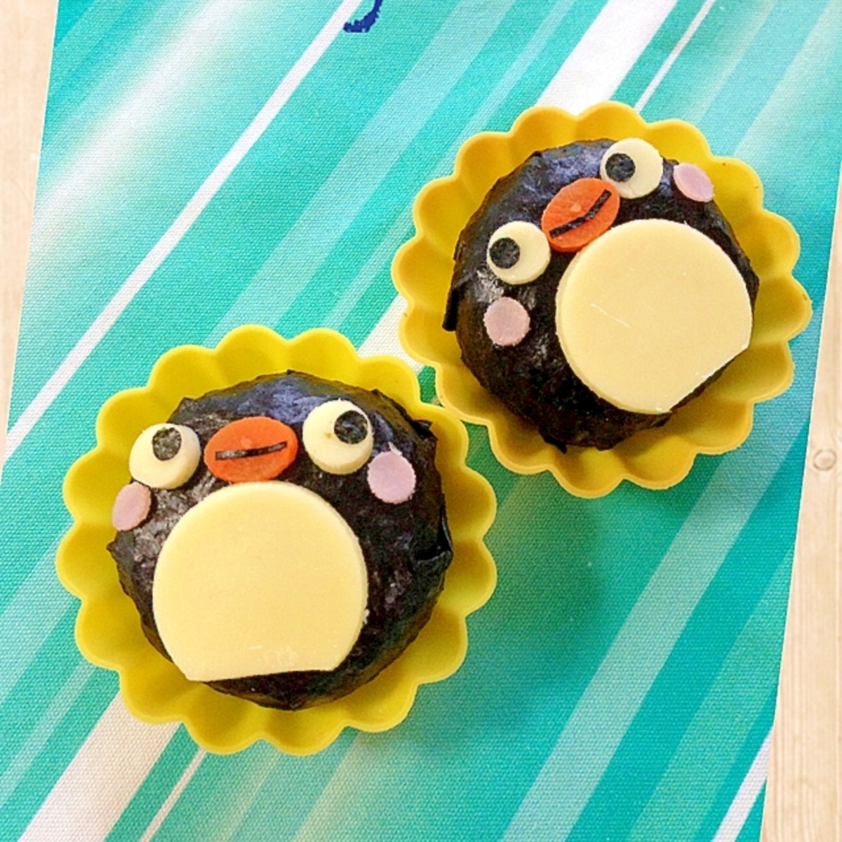 簡単キャラ弁 ペンギンちゃんのデコおにぎり レシピ 作り方 By Cherry05 楽天レシピ 簡単キャラ弁 ペンギンちゃんのデコおにぎり レシピ 作り方 By Cherry05 楽天レシピ